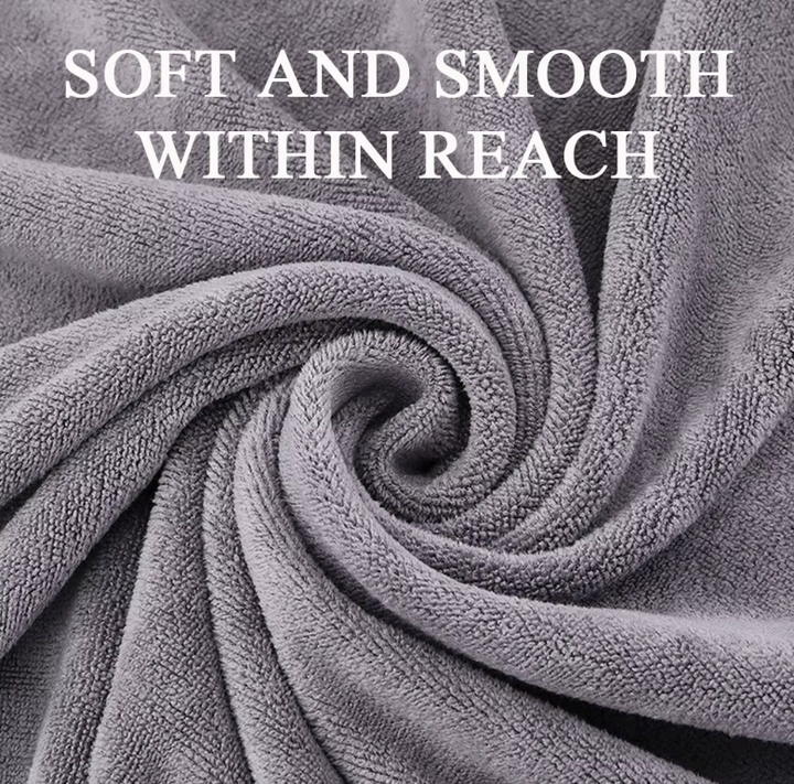 CloudDry Ultra-Soft Microfiber Pet Bath Blanket
