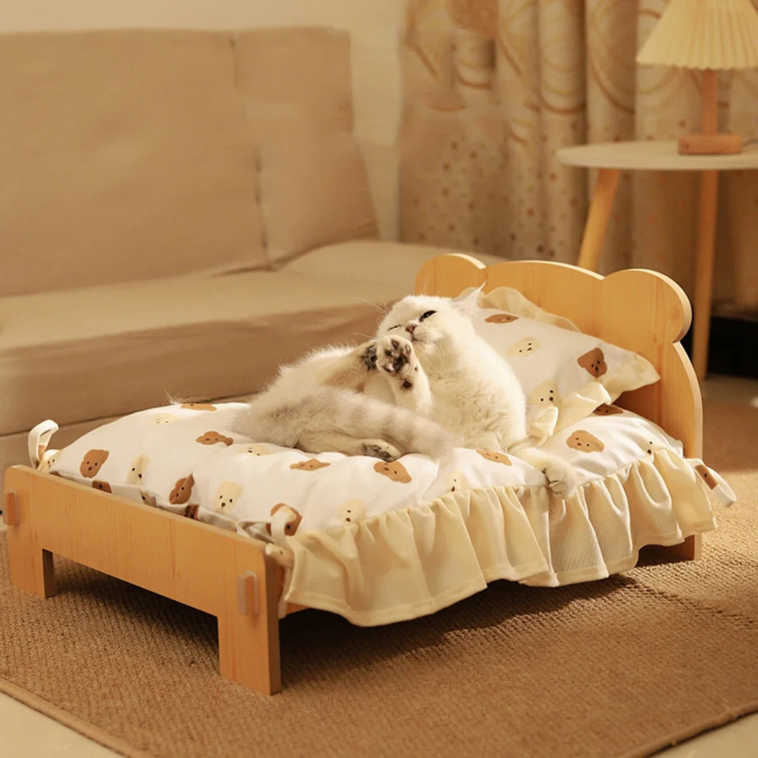 Woodland Teddy Pet Bed