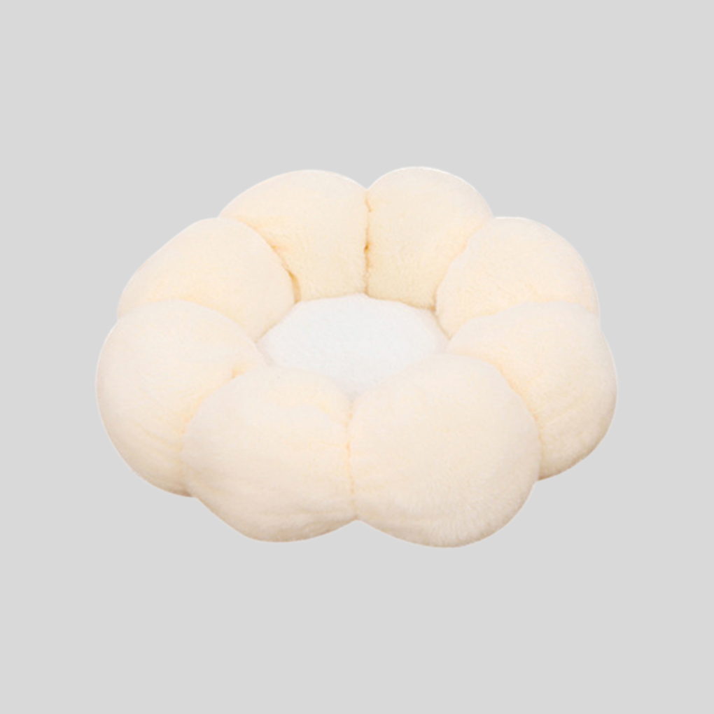Flower-Shaped Cat Bed – Cozy Plush Pet Bed for Cats