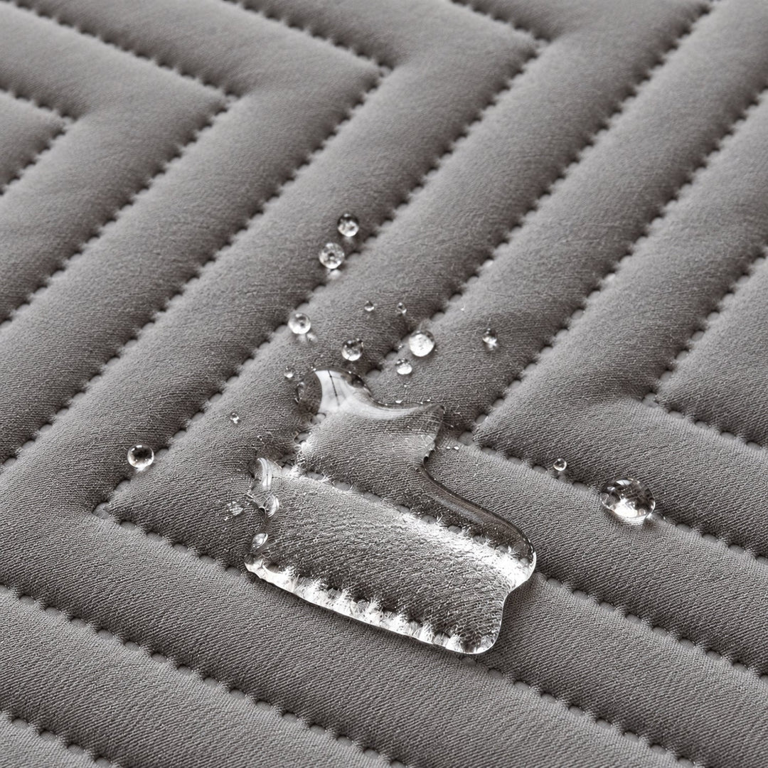 Waterproof Sofa Cover | Scratch-Resistant & Non-Slip | Herringbone Quilting