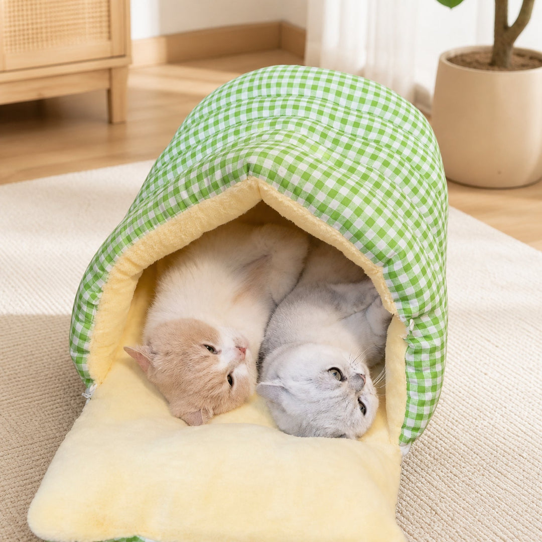 Cosy Gingham Cat Bed | Warm Washable Enclosed Pod with Removable Top