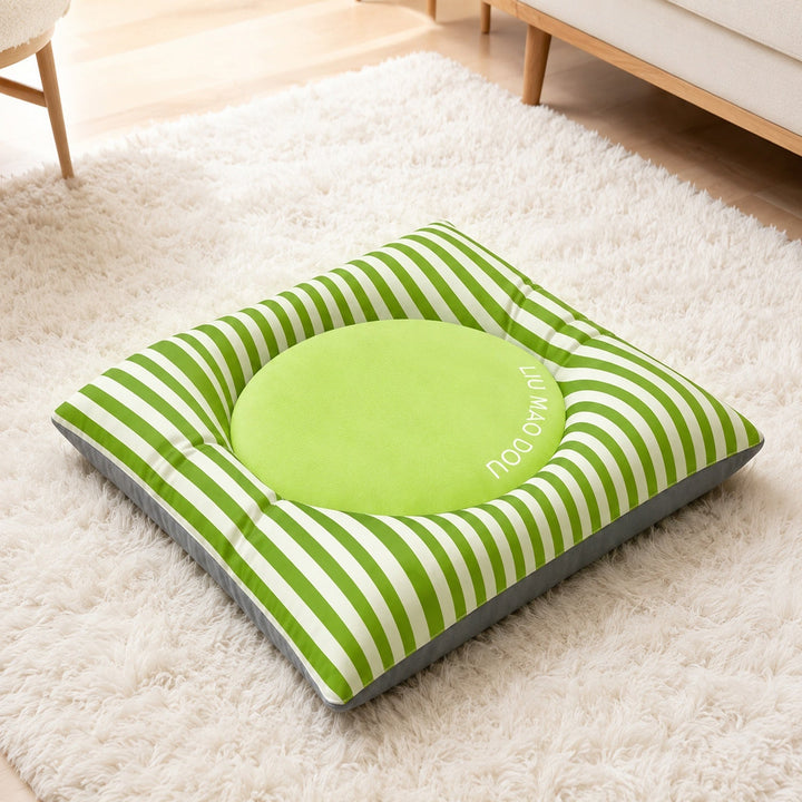 Dog Bed & Cat Bed | Striped Pet Mat | Waterproof Layer & Non-Slip Base