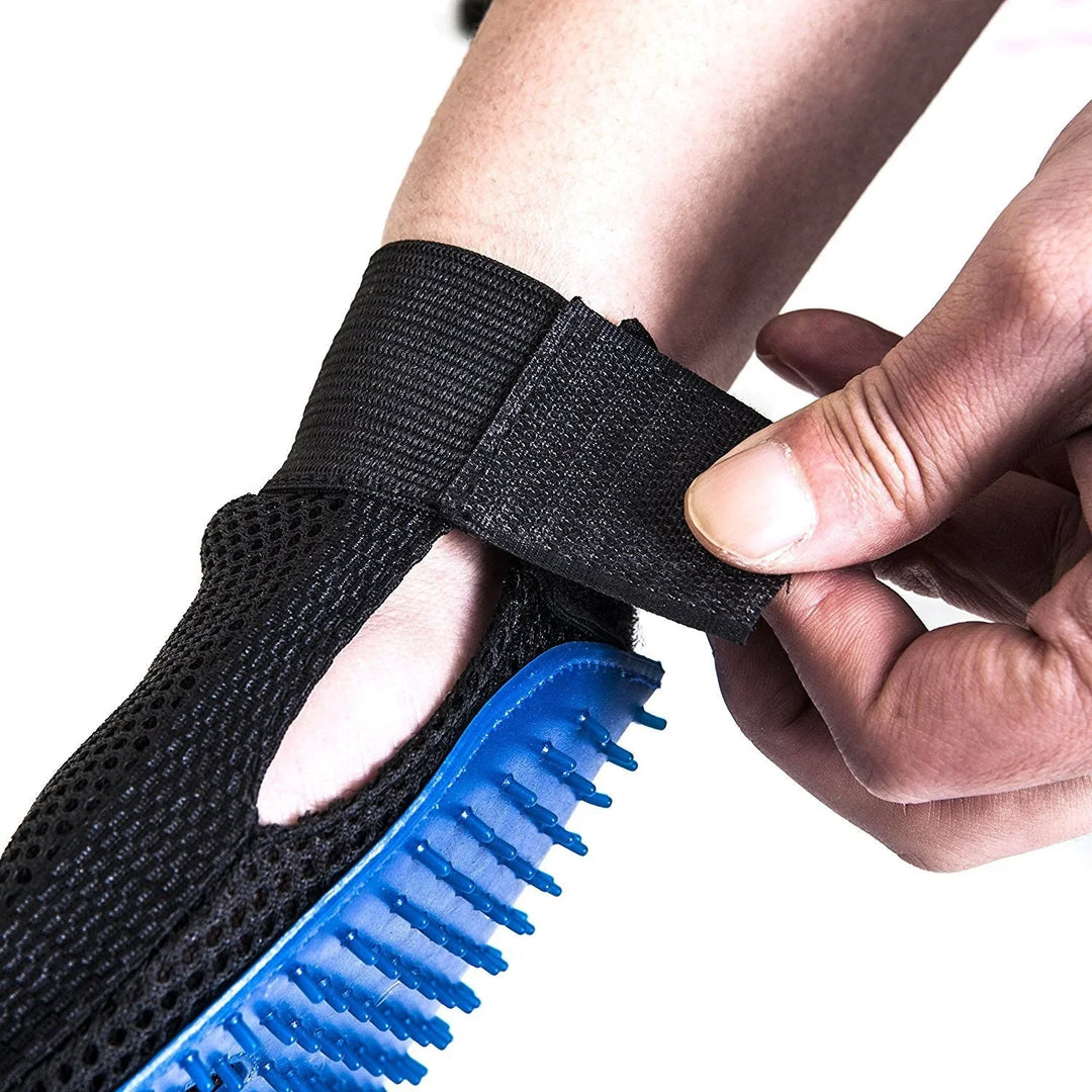 Pet Grooming Glove – FurEase