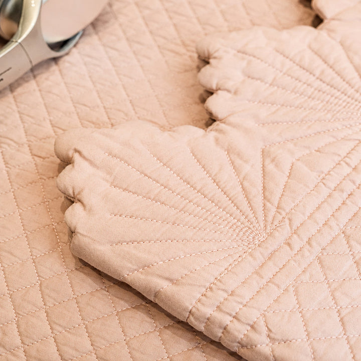 Leaf Edge Cotton Sofa Cover | Non-Slip Machine-Washable